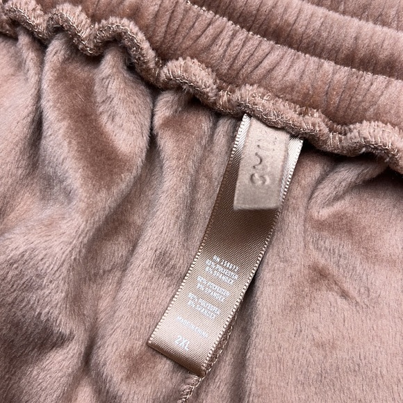 SKIMS Sienna Velour Joggers NWT Carmel
Lounge Velvet Pants Sleep, SIZE 2XL 0773 - Picture 7 of 8